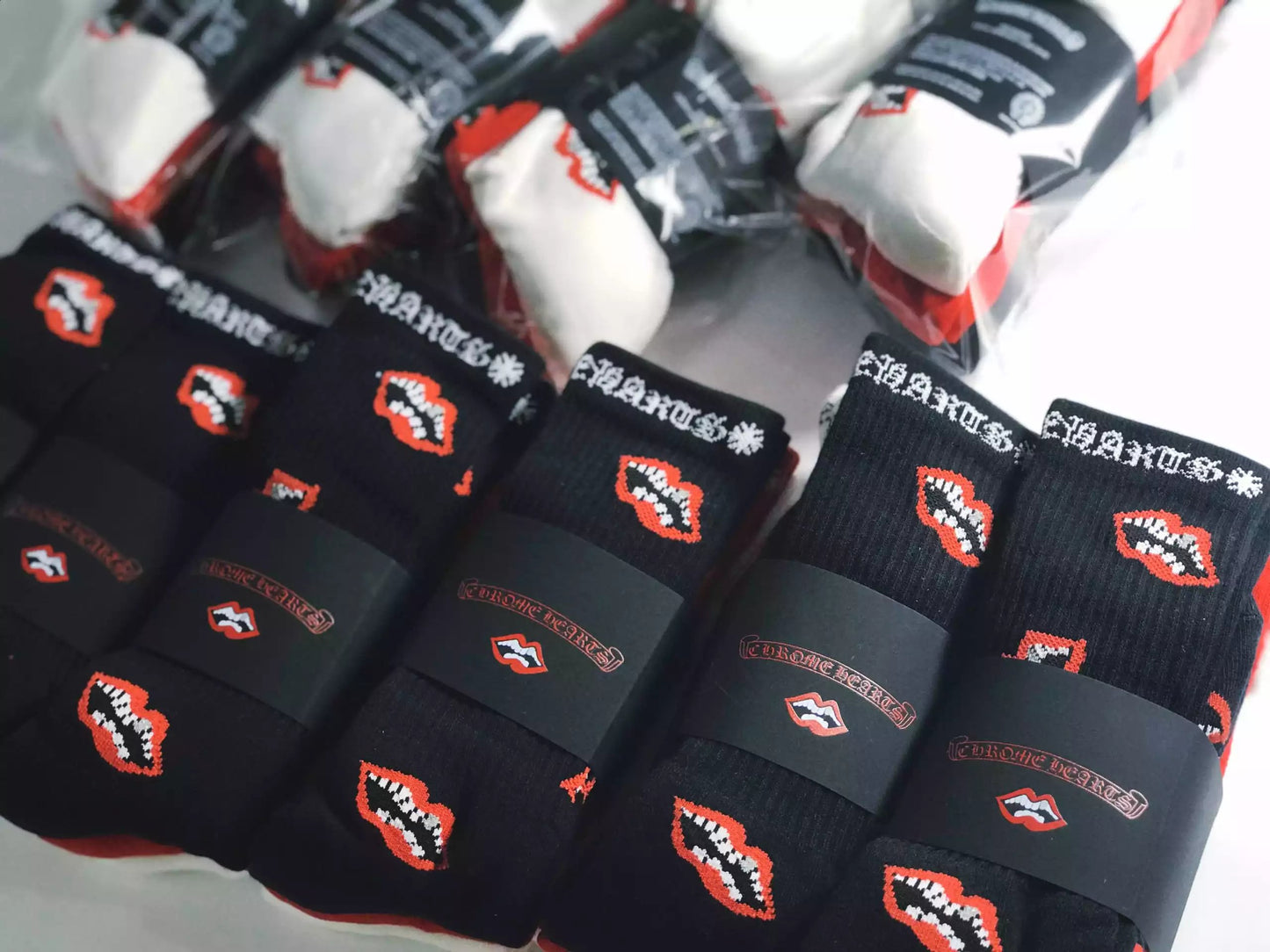 New Socks Red Lips CHRO